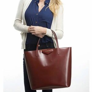 Givenchy Antigona Large Tote Retail 1890.00